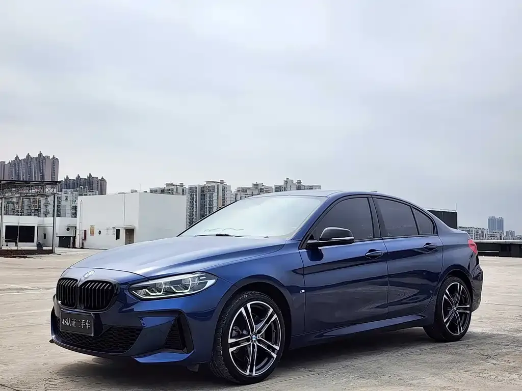 BMW 1 Series — фото 1
