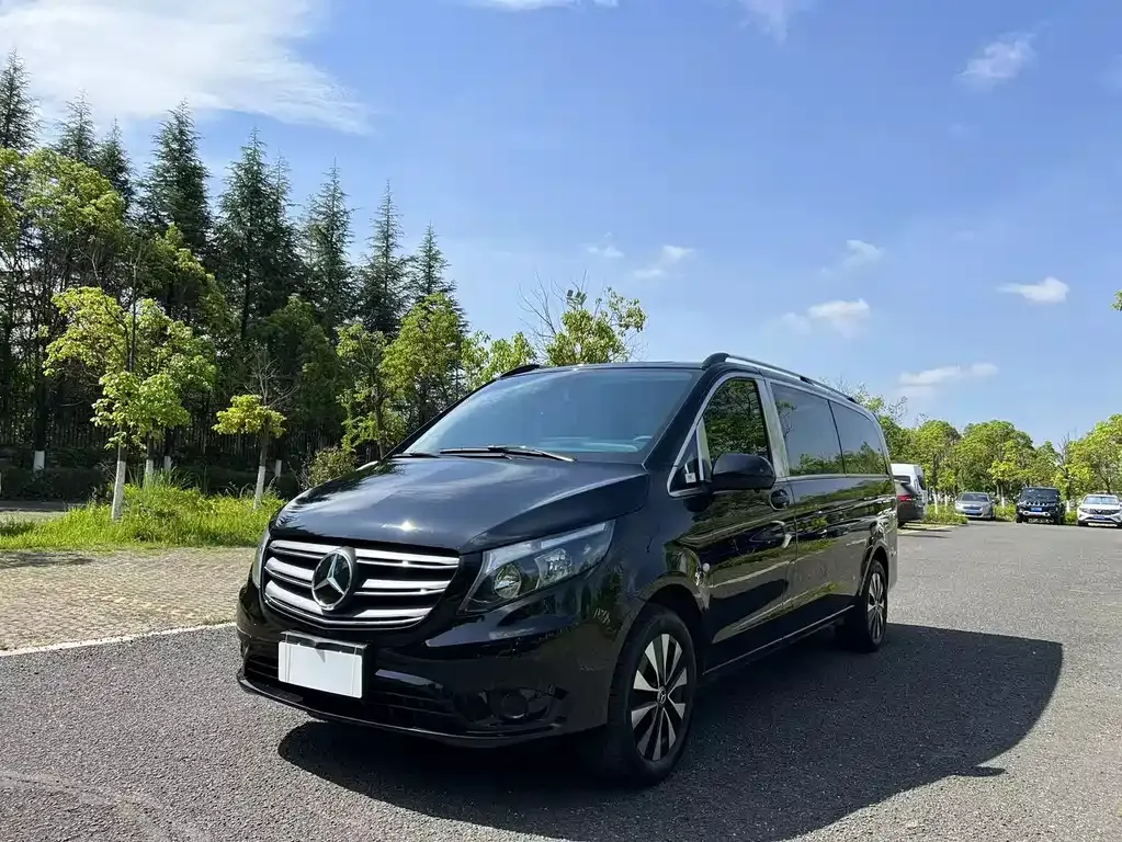Mercedes-Benz Vito — фото 1