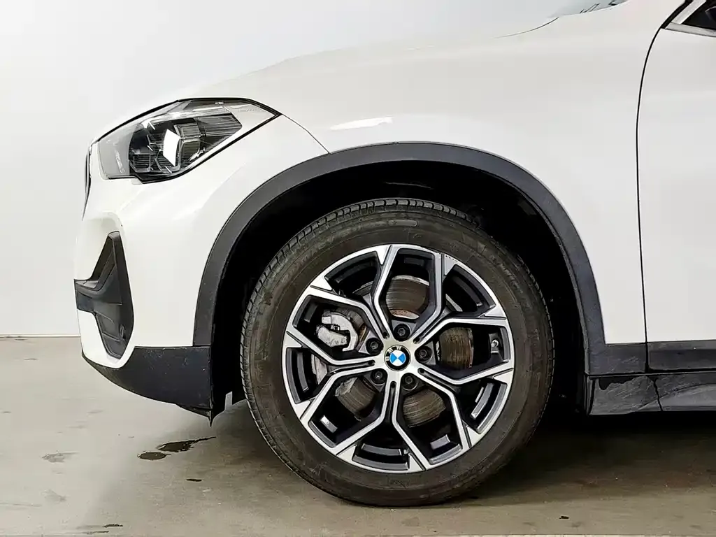 BMW X1 — фото 4