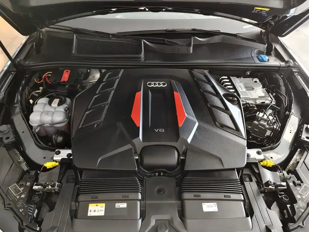 Audi SQ7 — фото 10