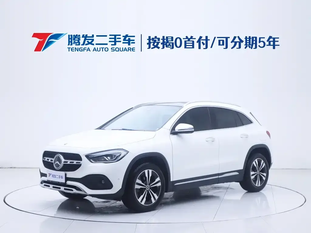 Mercedes-Benz GLA — фото 1