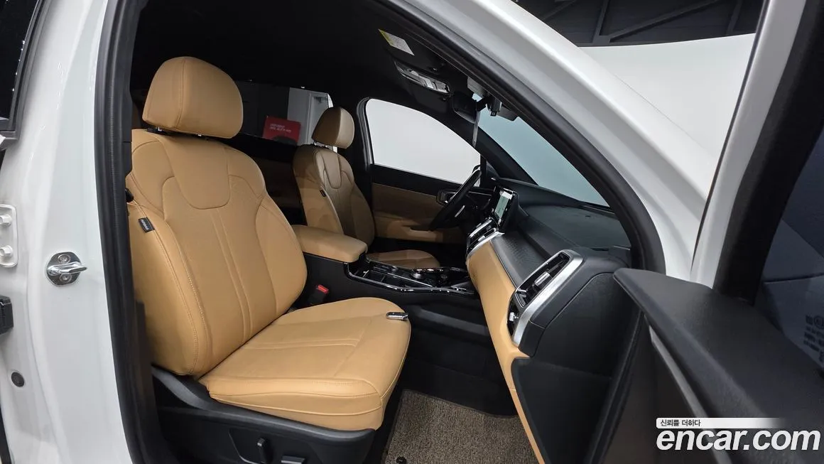 Kia Sorento — фото 10
