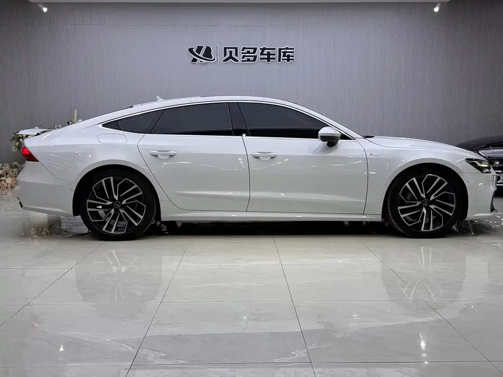 Audi A7 — фото 3