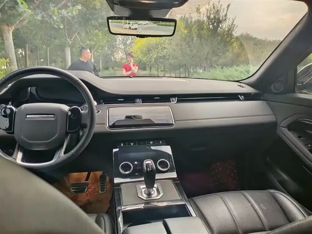 Land Rover Evoque — фото 9