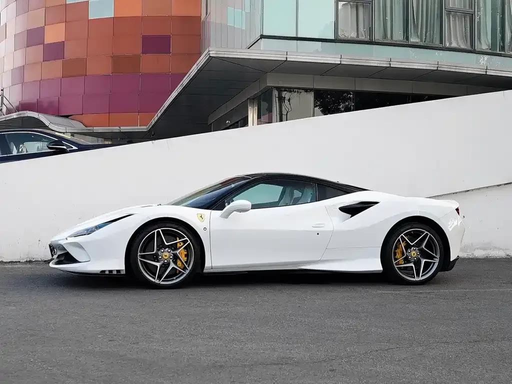 Ferrari F8 — фото 3