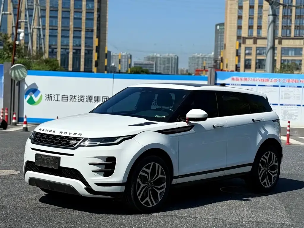 Land Rover Evoque — фото 1