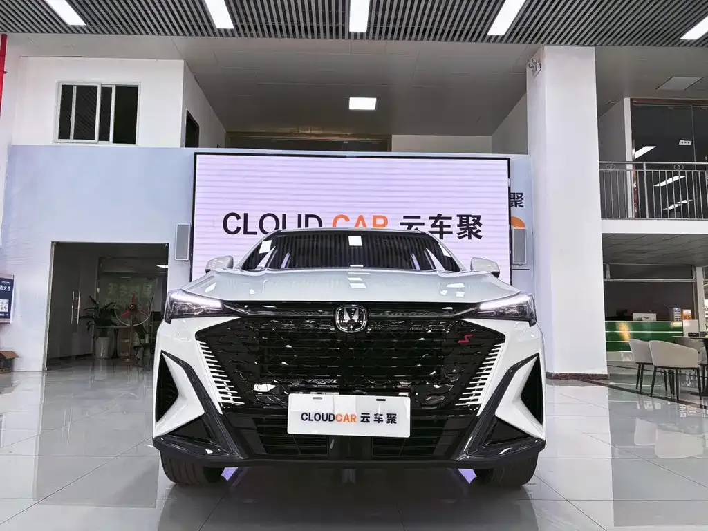 Changan X5 PLUS — фото 2