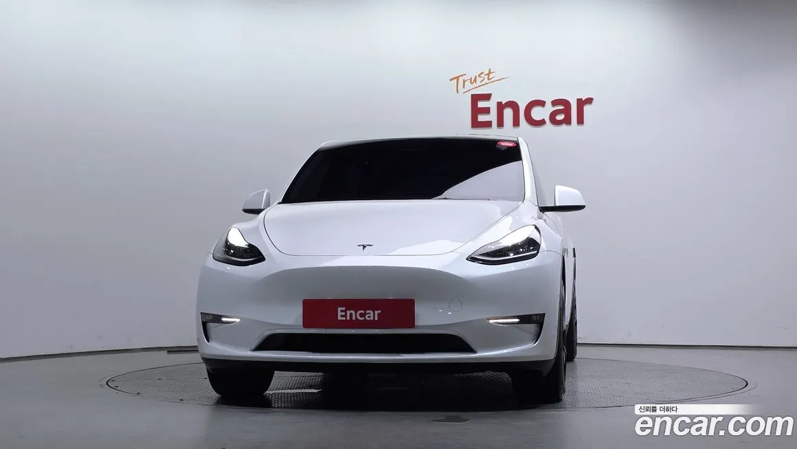 Tesla Model Y — фото 3