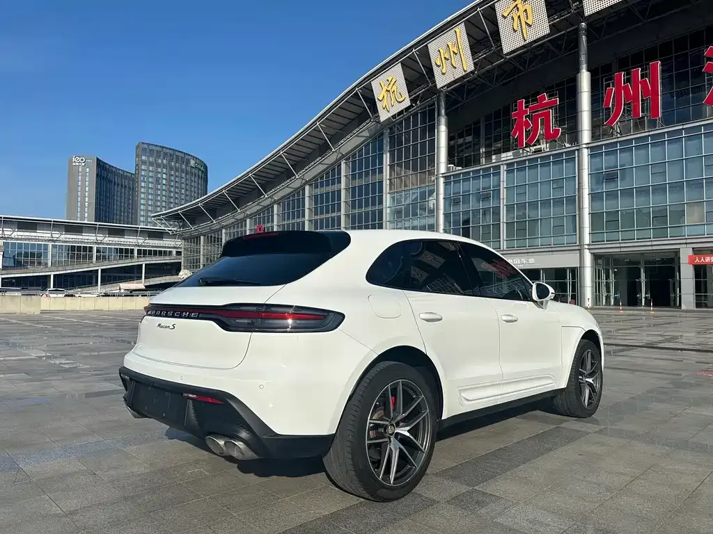 Porsche Macan — фото 6