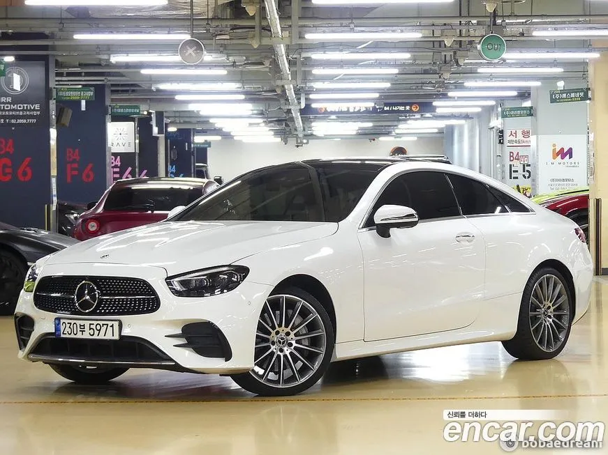 Mercedes-Benz E-Class — фото 2