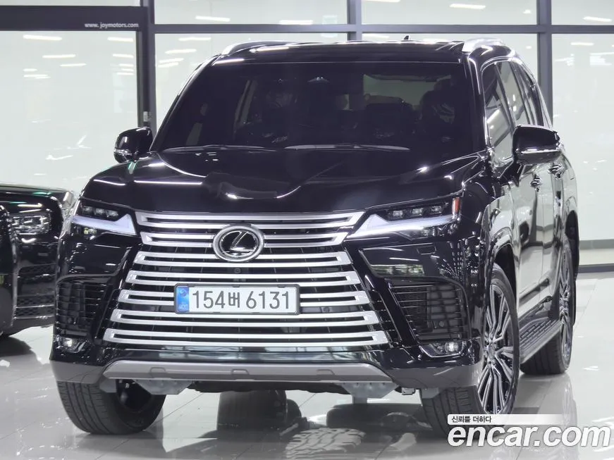 Lexus LX — фото 1