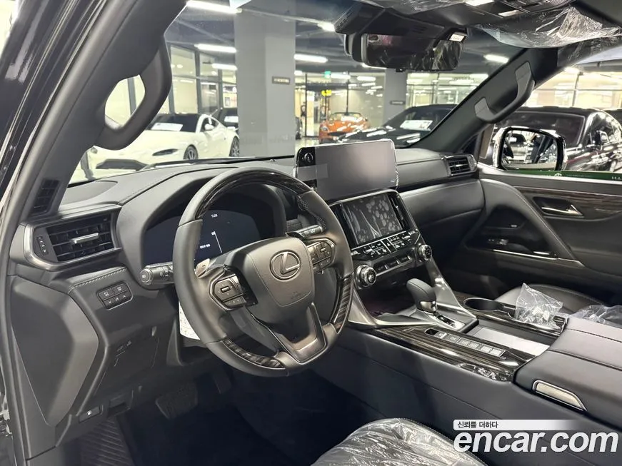 Lexus LX — фото 4