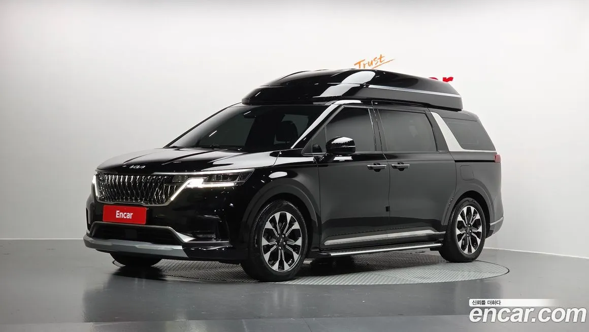 Kia Carnival — фото 1