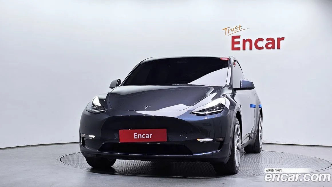 Tesla Model Y — фото 3