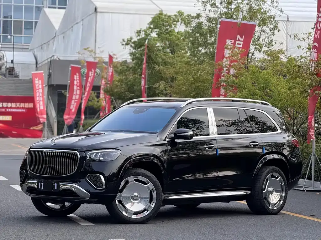 Mercedes-Benz GLS — фото 1