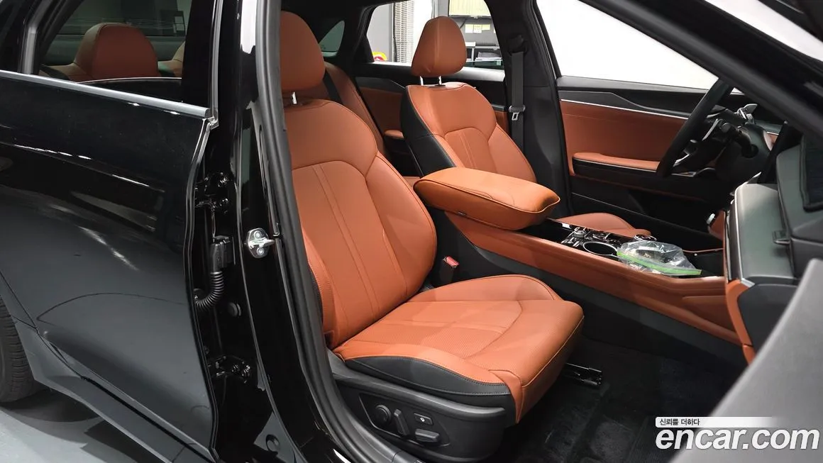 Kia K5 — фото 10