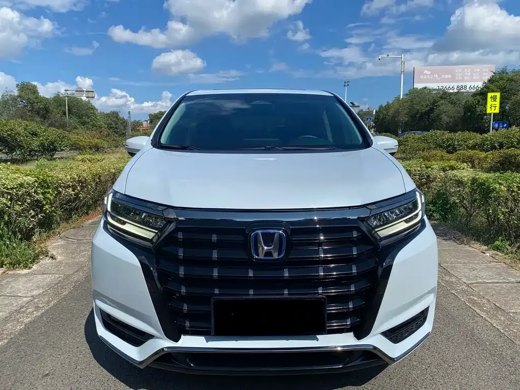 Honda Elysion — фото 2