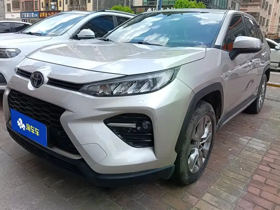Toyota Wildlander — фото 1