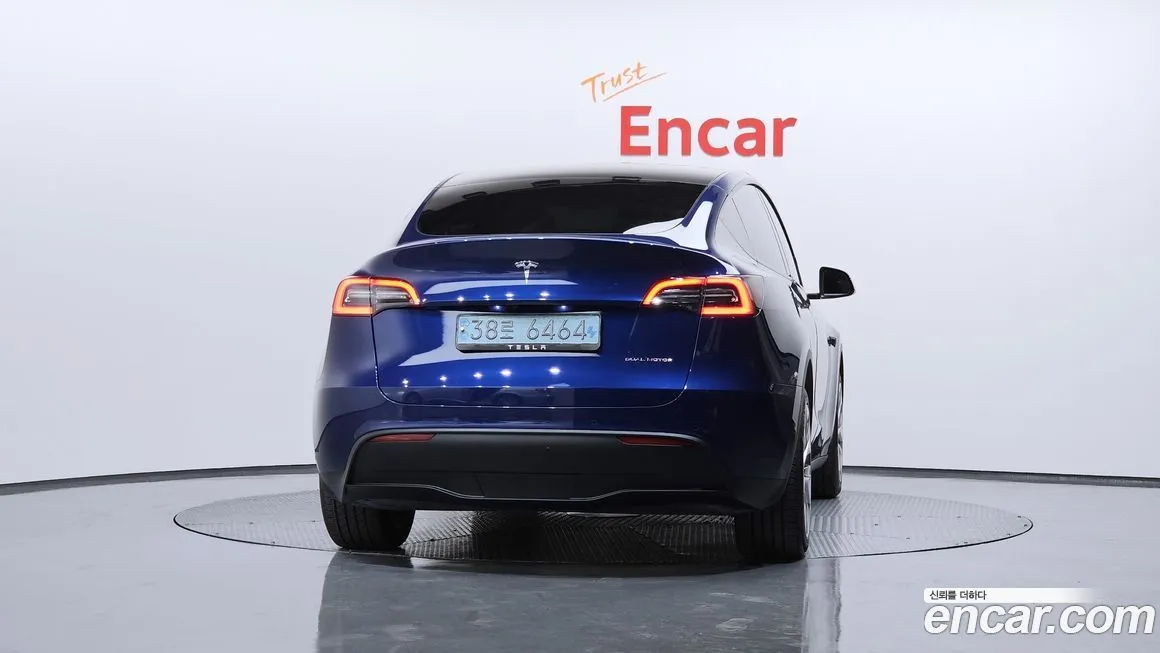 Tesla Model Y — фото 4