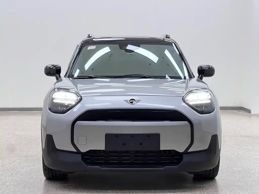 MINI Cooper EV — фото 2