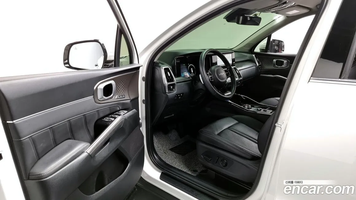 Kia Sorento — фото 10