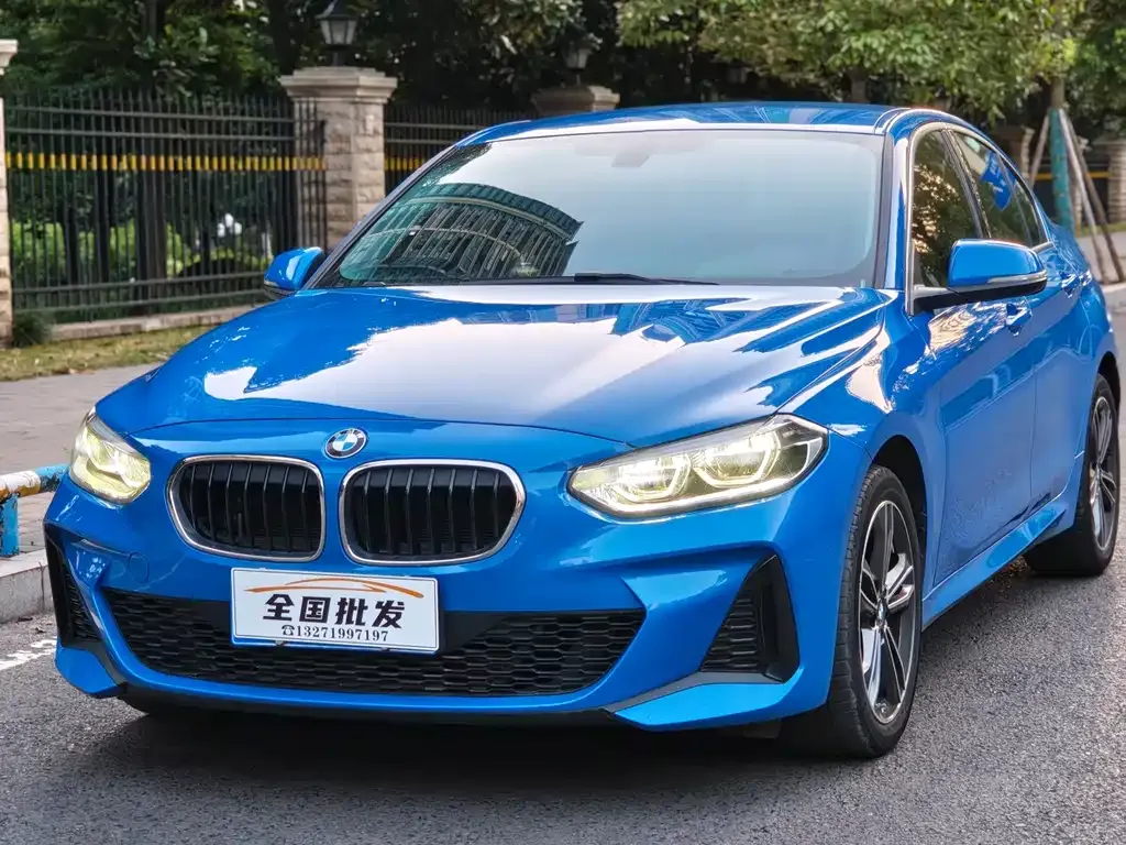 BMW 1 Series — фото 1