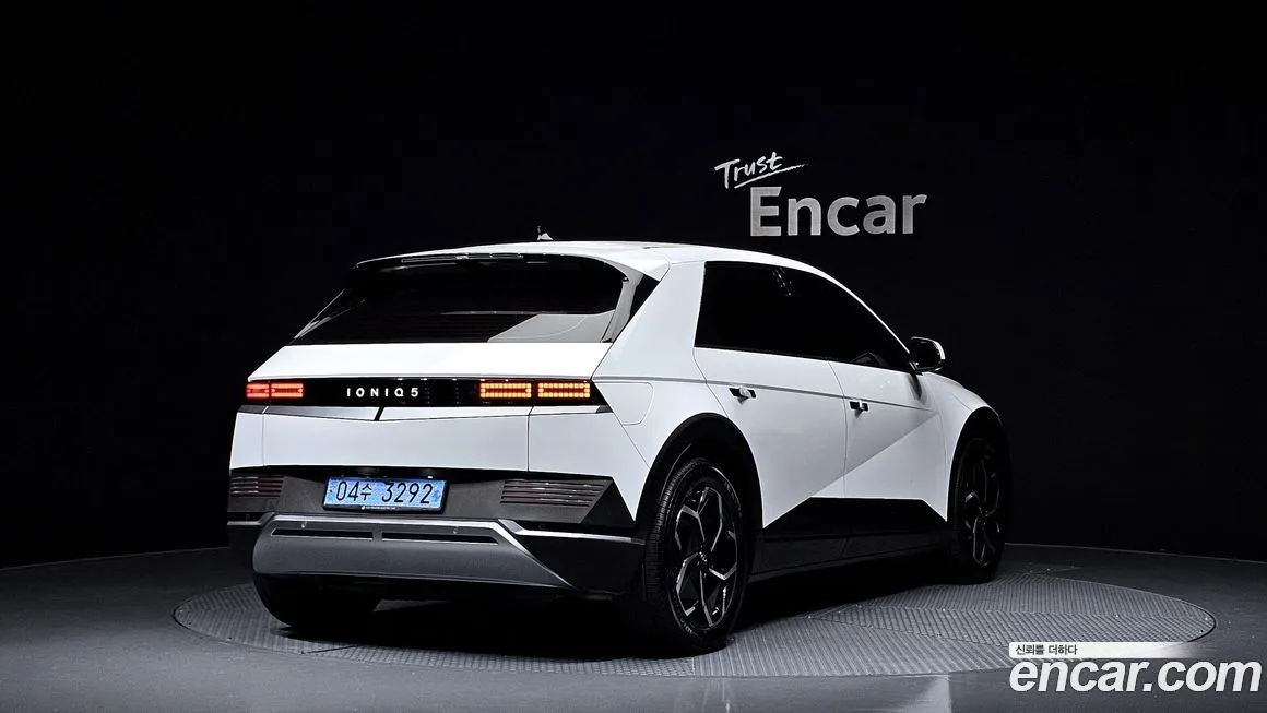 Hyundai Ioniq5 — фото 2