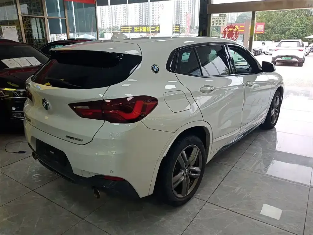 BMW X2 — фото 7