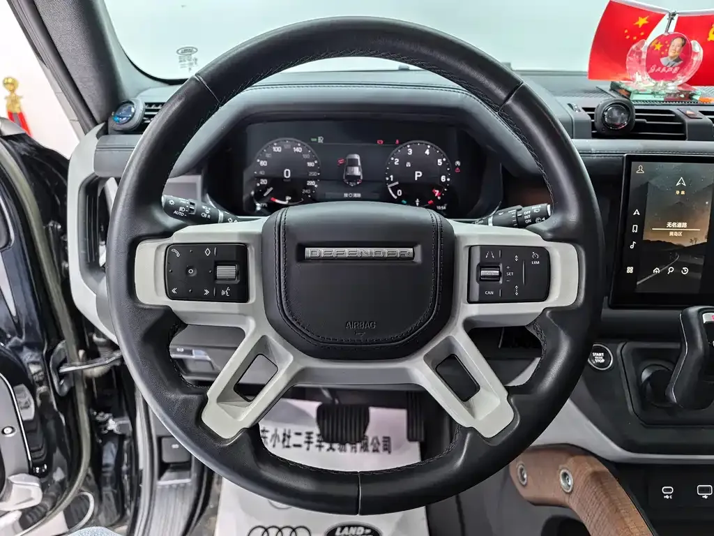 Land Rover Defender — фото 8