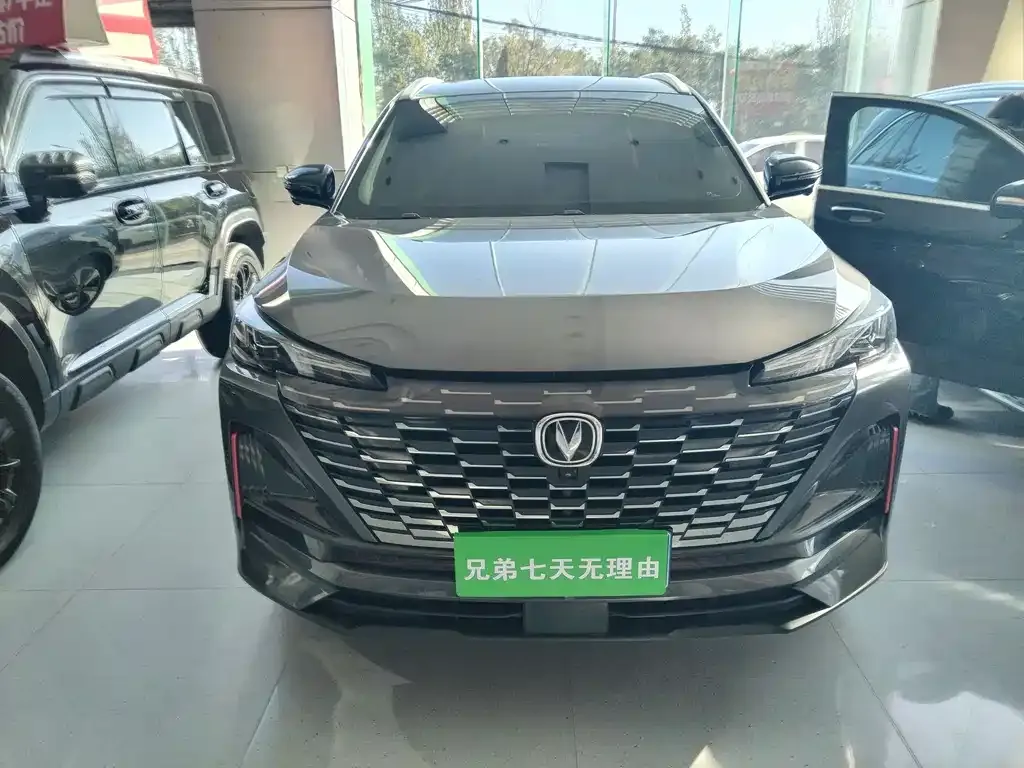 Changan CS55PLUS — фото 1