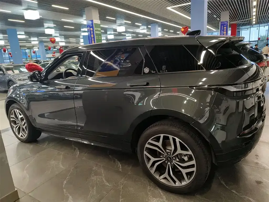 Land Rover Evoque — фото 5