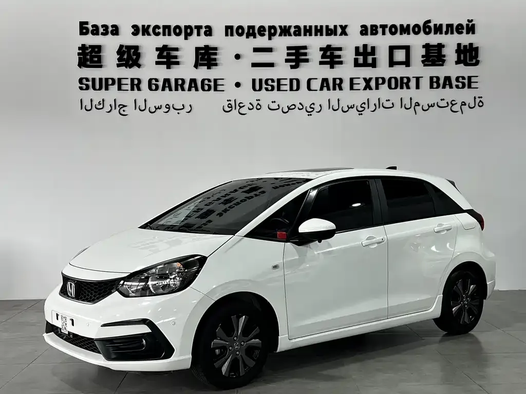 Honda Fit — фото 1