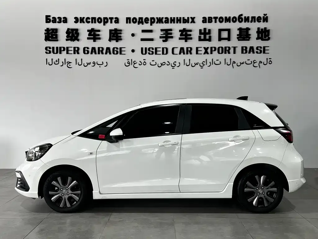 Honda Fit — фото 3