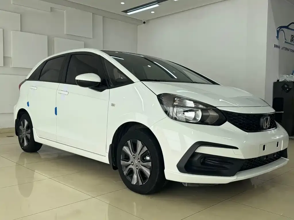 Honda Fit — фото 3