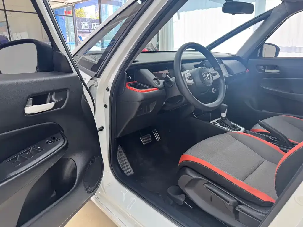 Honda Fit — фото 7