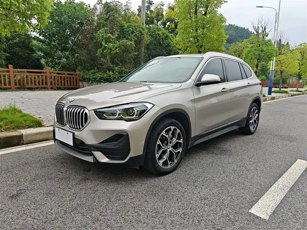 BMW X1 — фото 2