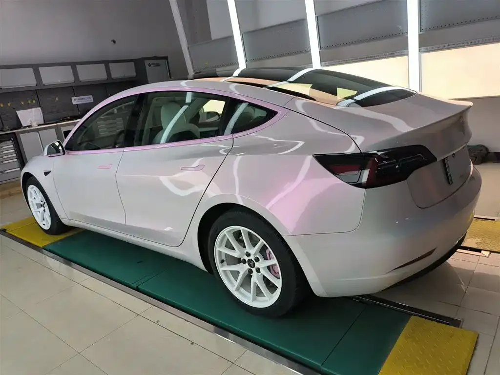 Tesla Model 3 — фото 5