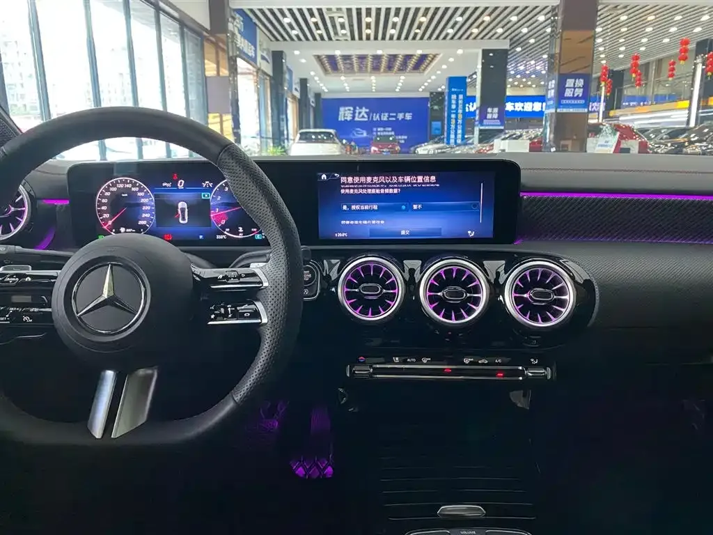 Mercedes-Benz A-Class — фото 10