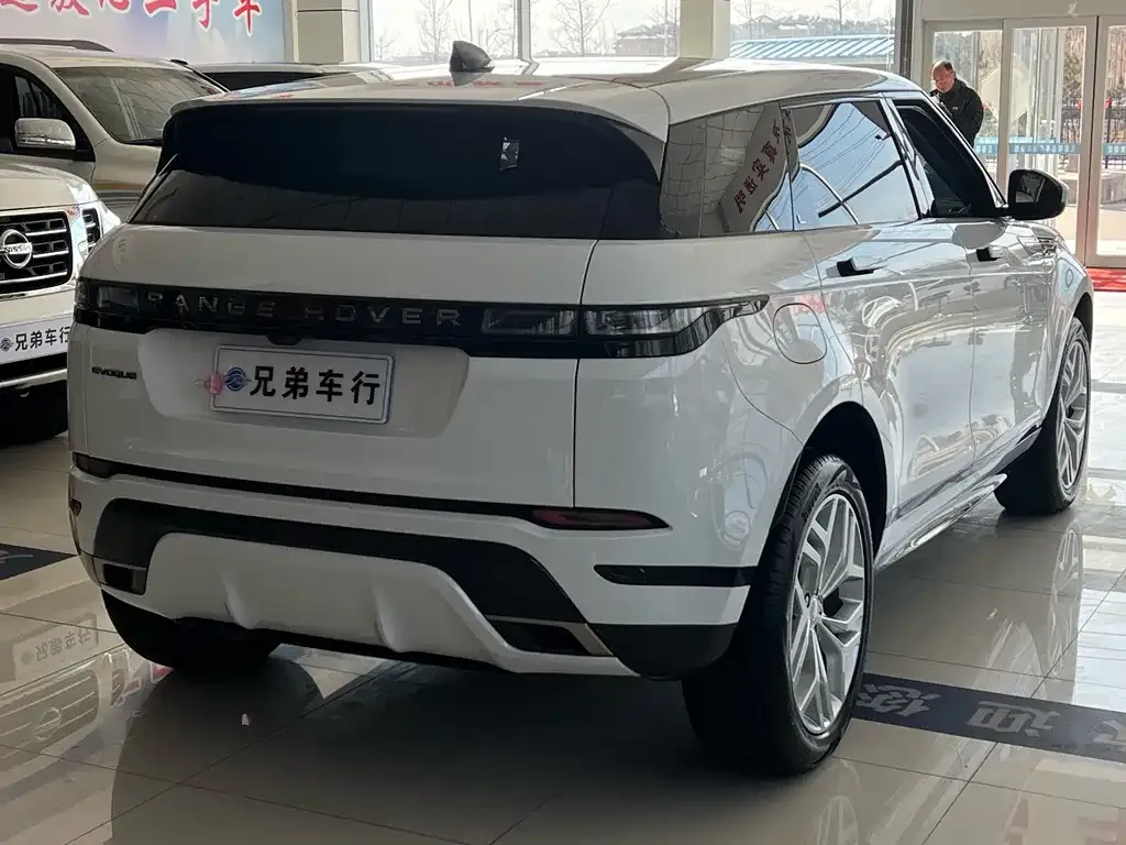 Land Rover Evoque — фото 9
