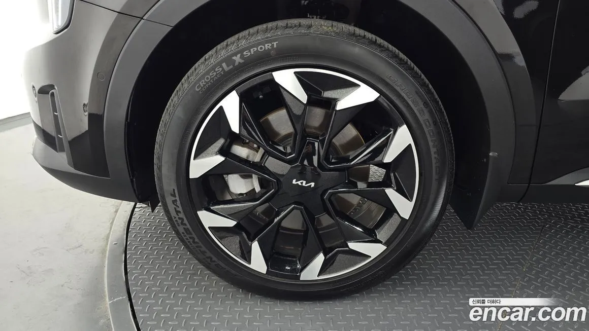 Kia Sorento — фото 5
