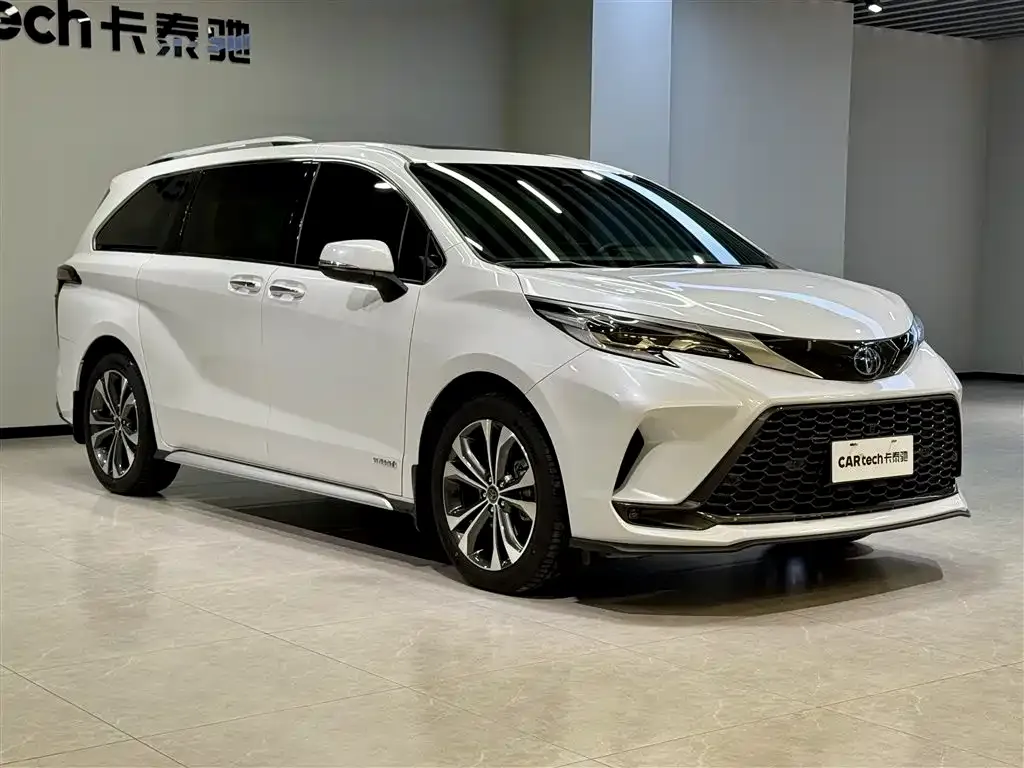Toyota Granvia — фото 3
