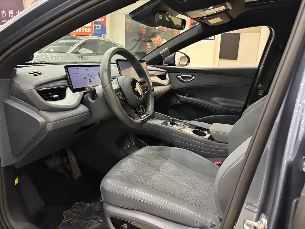 BYD Seal 06GT — фото 9