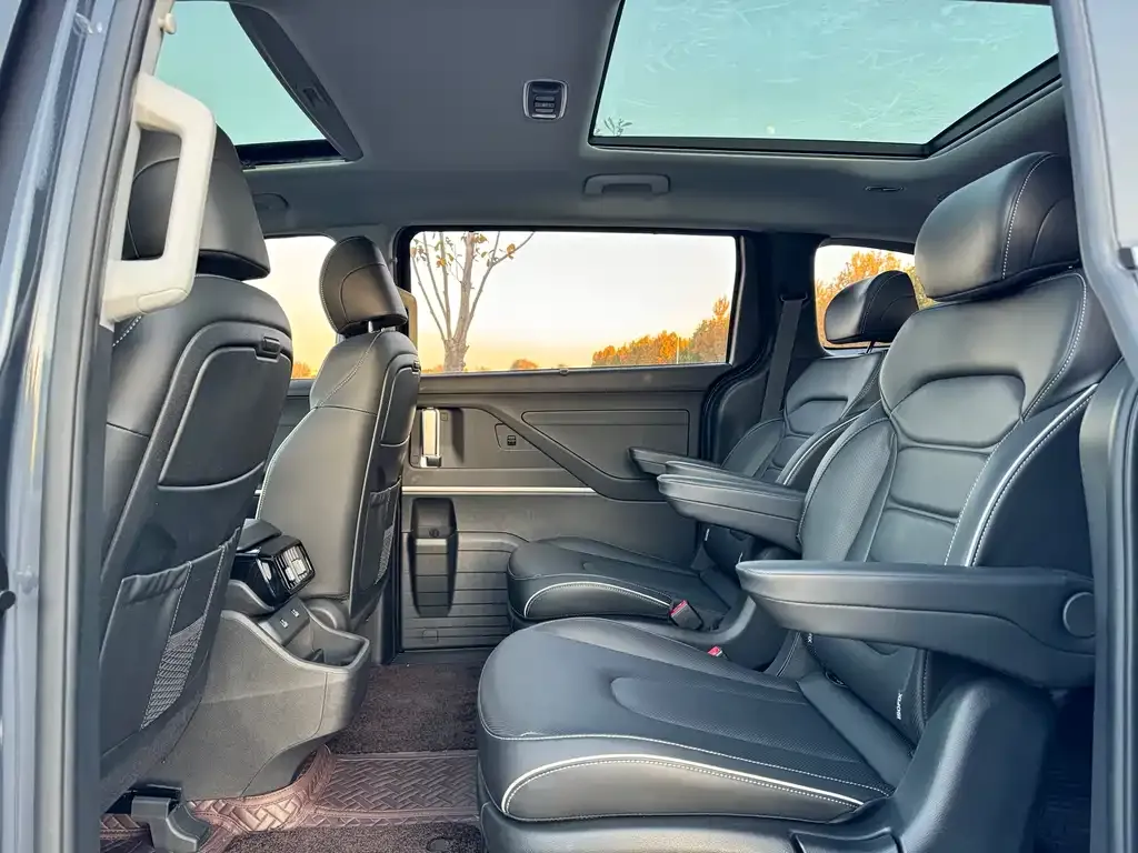 Hyundai Custo — фото 9