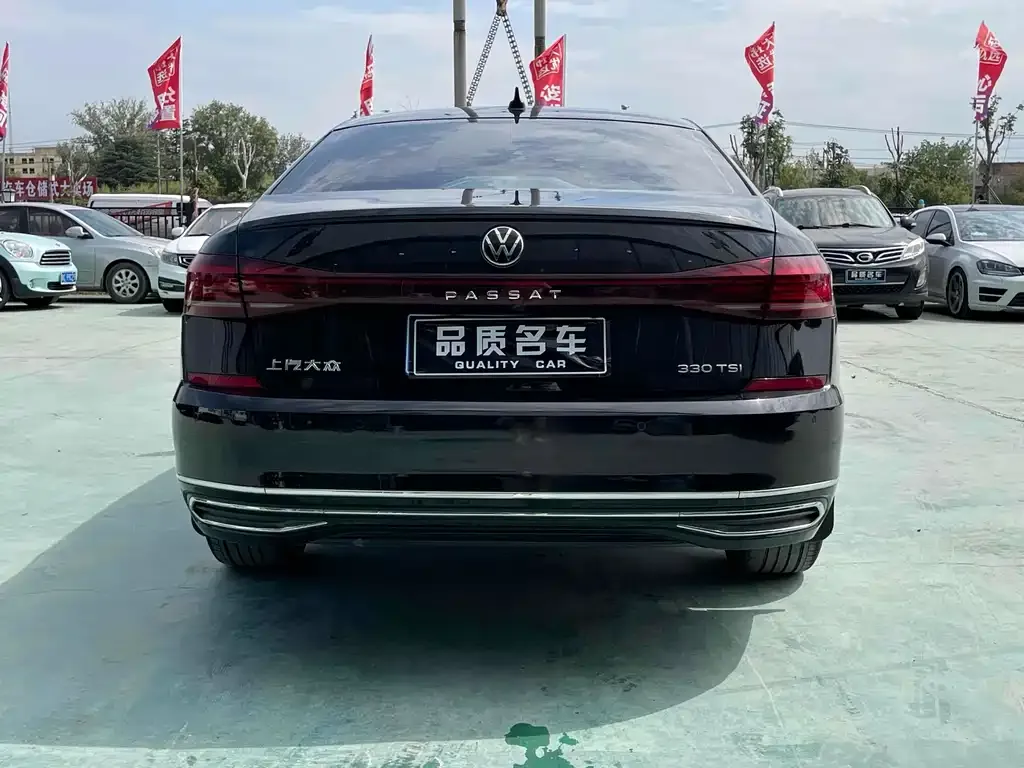Volkswagen Passat — фото 7