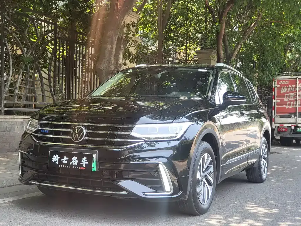 Volkswagen Tiguan L New Energy — фото 1