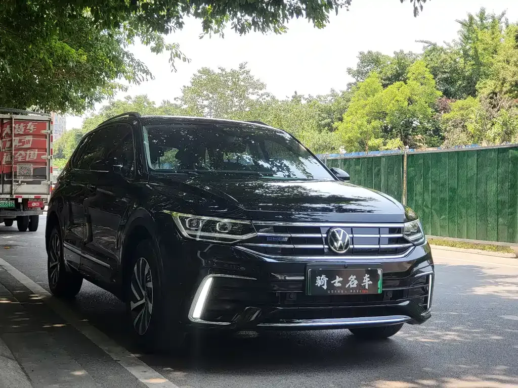 Volkswagen Tiguan L New Energy — фото 3