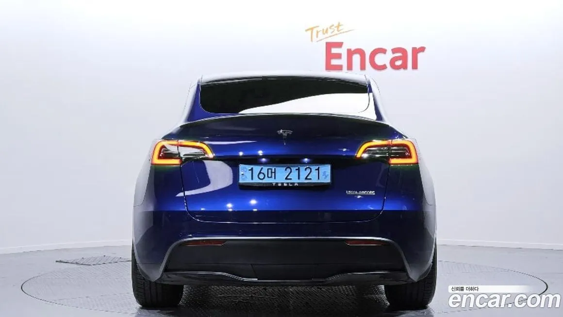 Tesla Model Y — фото 4