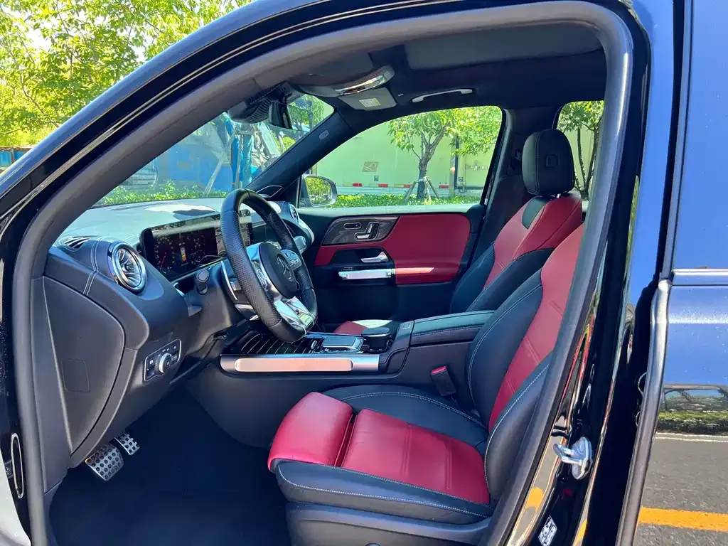 Mercedes-Benz GLB AMG — фото 4