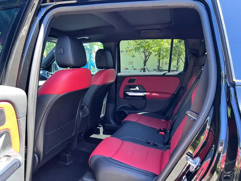 Mercedes-Benz GLB AMG — фото 6