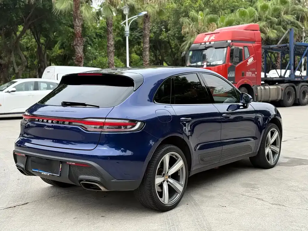 Porsche Macan — фото 10